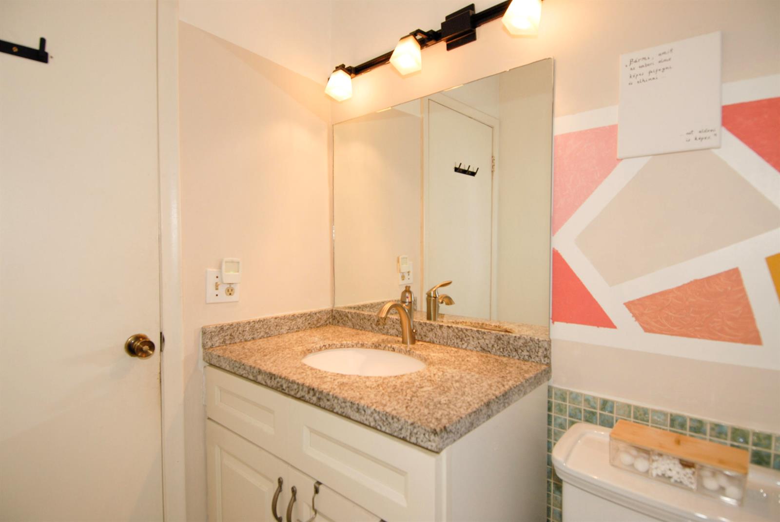 1-2  / 0 2171 sq. ft. $ 2026-06-21 0 foto