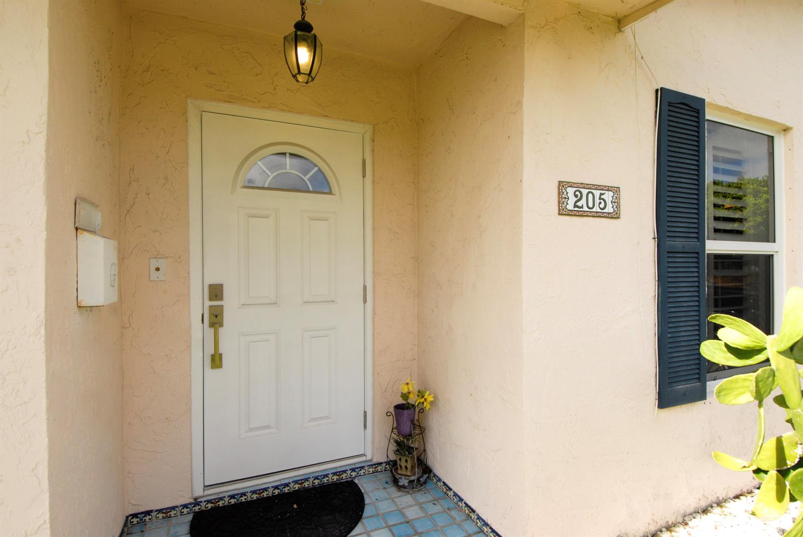 1-2  / 0 2171 sq. ft. $ 2026-06-21 0 foto