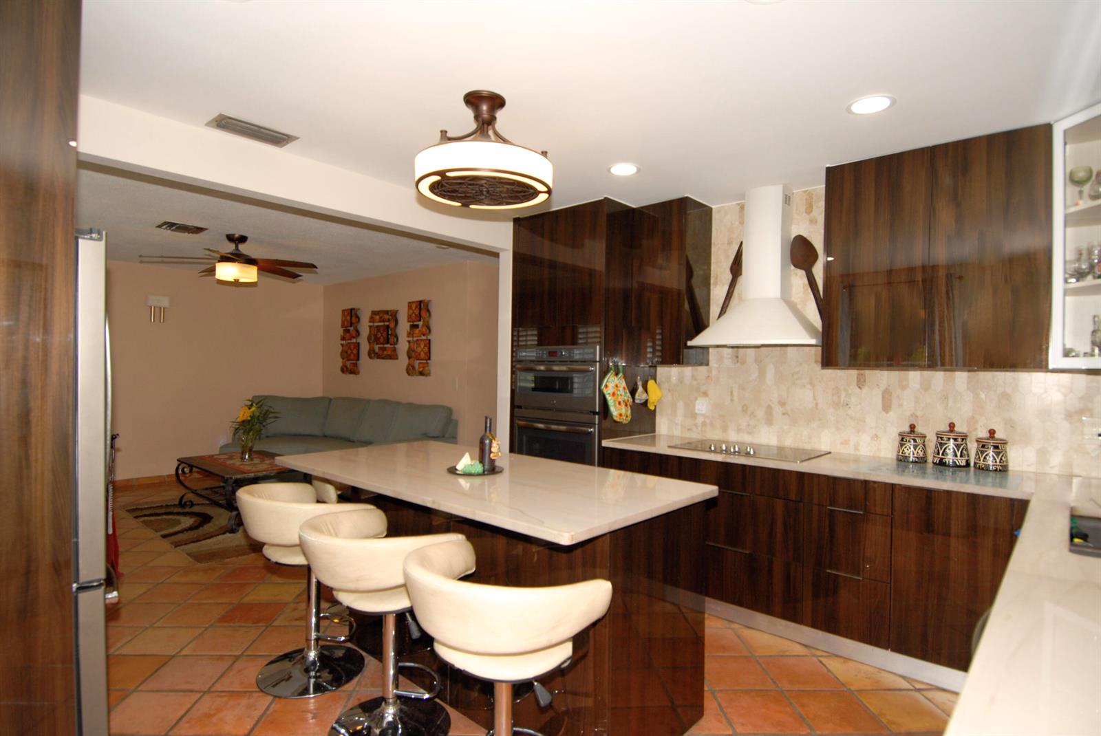 1-2  / 0 2171 sq. ft. $ 2026-06-21 0 foto