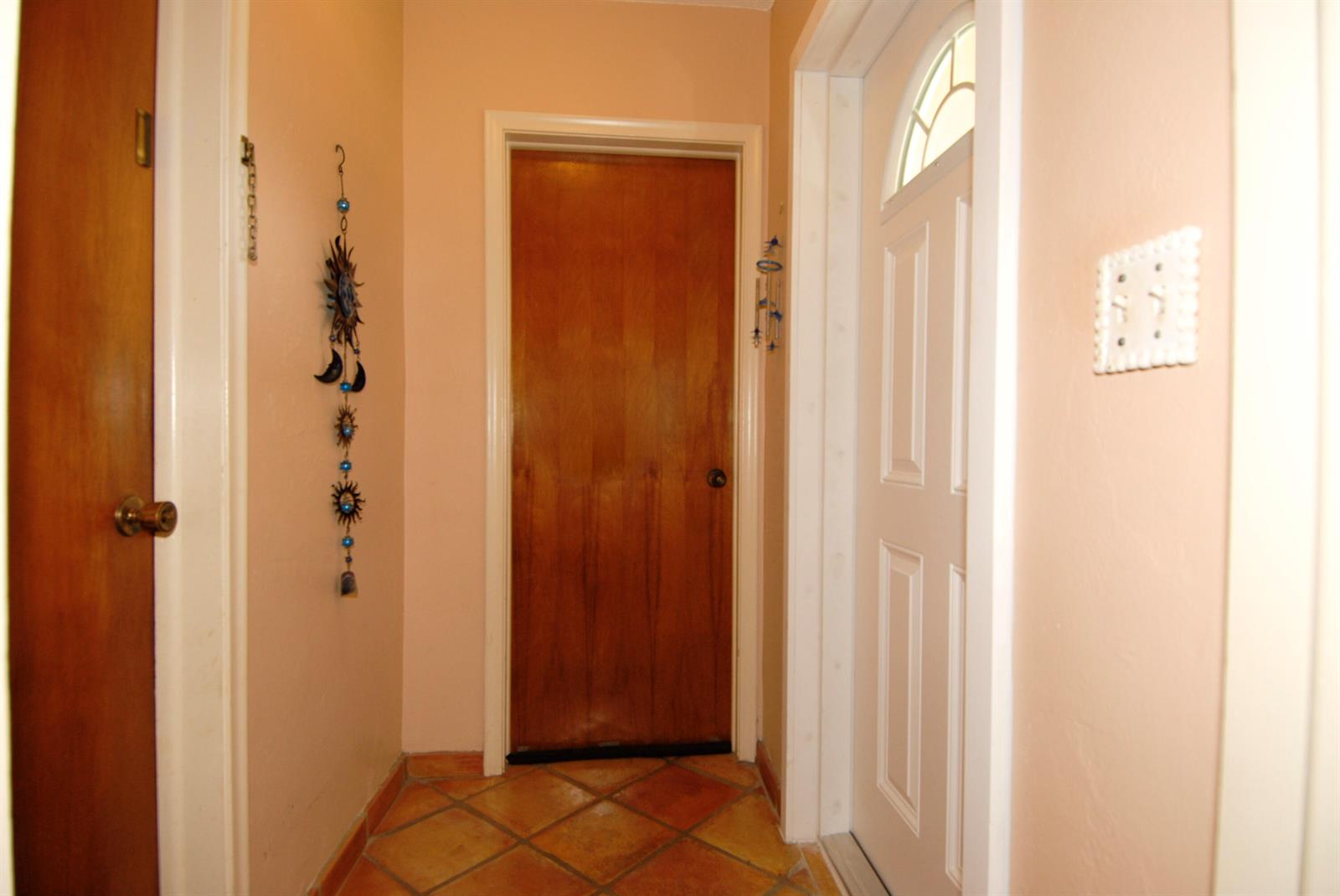 1-2  / 0 2171 sq. ft. $ 2026-06-21 0 foto