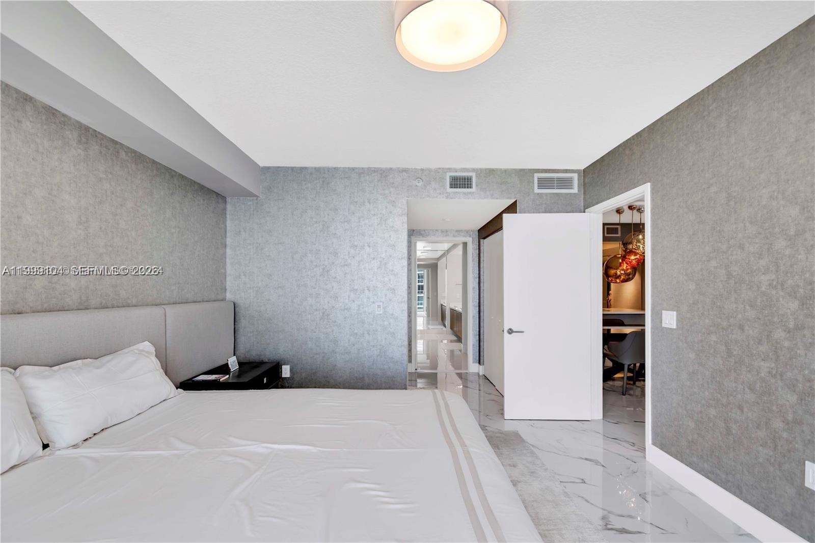 4-2006 2 / 3 1524 sq. ft. $ 2026-04-11 0 Photo