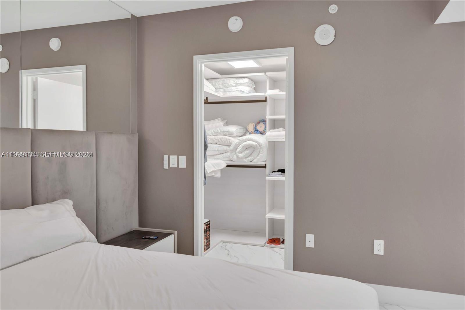 4-2006 2 / 3 1524 sq. ft. $ 2026-04-11 0 Photo