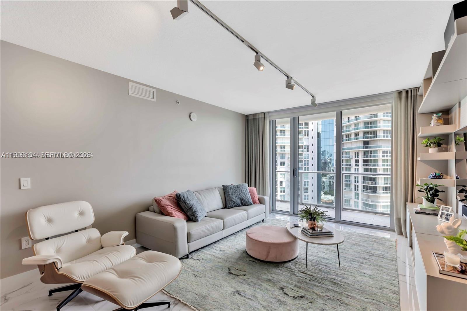 4-2006 2 / 3 1524 sq. ft. $ 2026-04-11 0 Photo