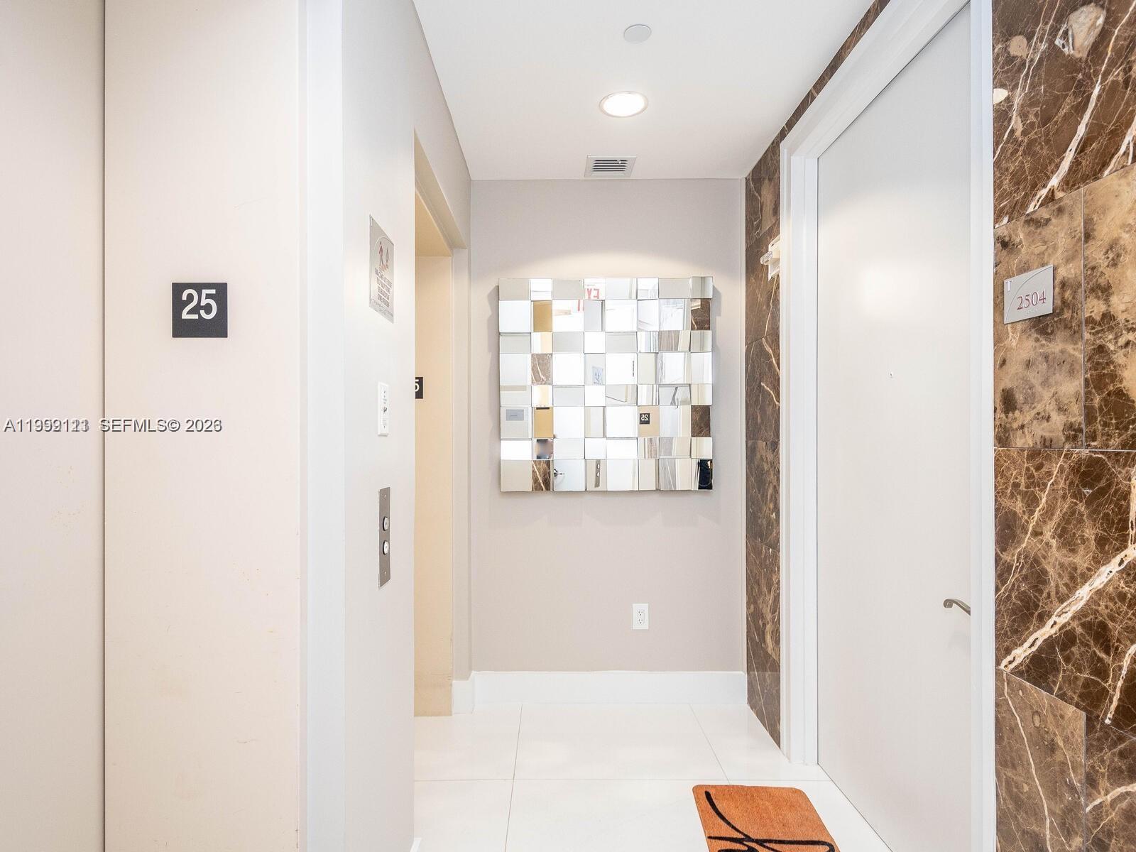 2504 3 / 4 2327 sq. ft. $ 2026-04-11 0 Photo