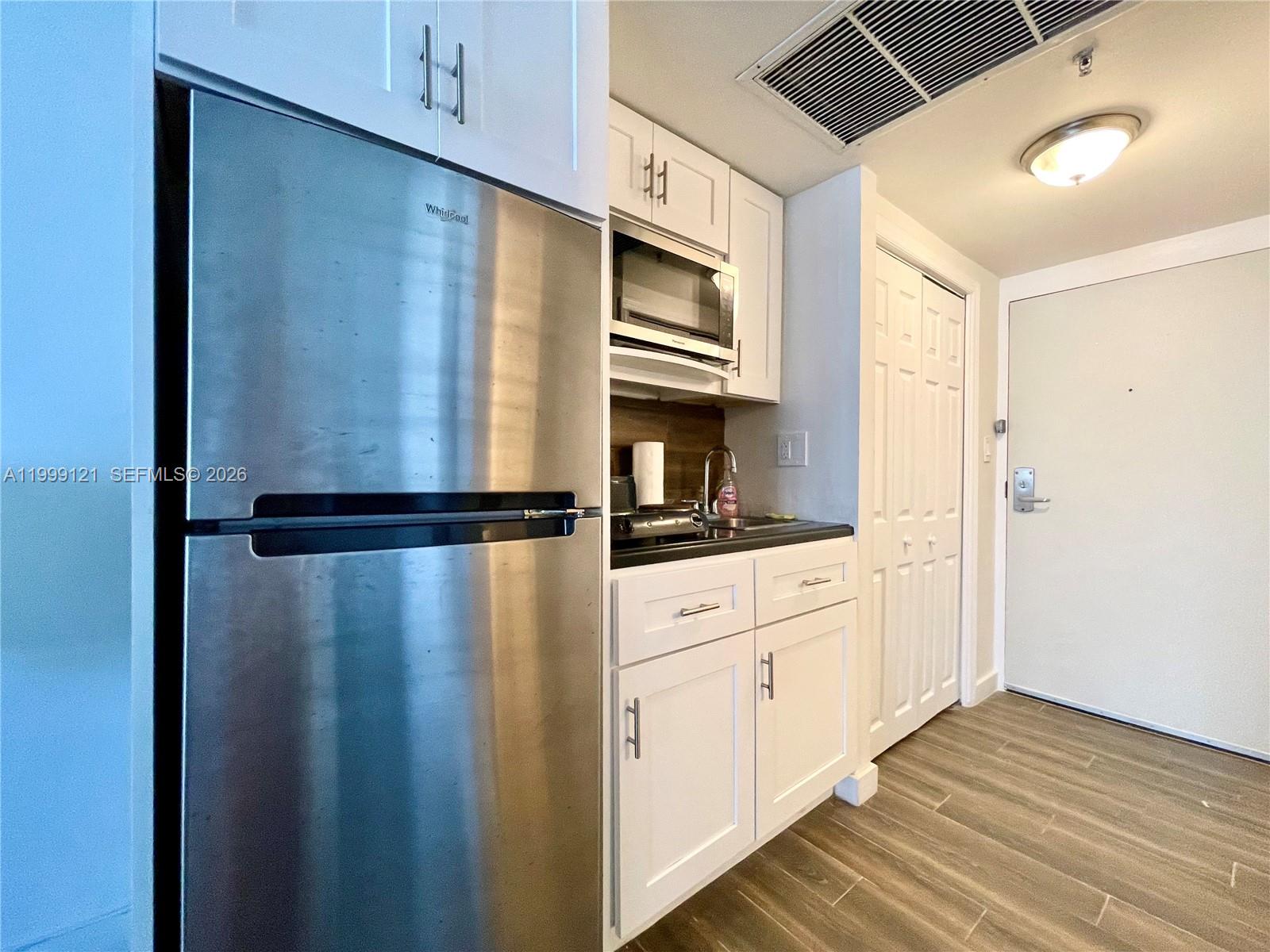 Photo of 19201 Collins Ave  #504, Sunny Isles Beach, Florida, 33160 - 