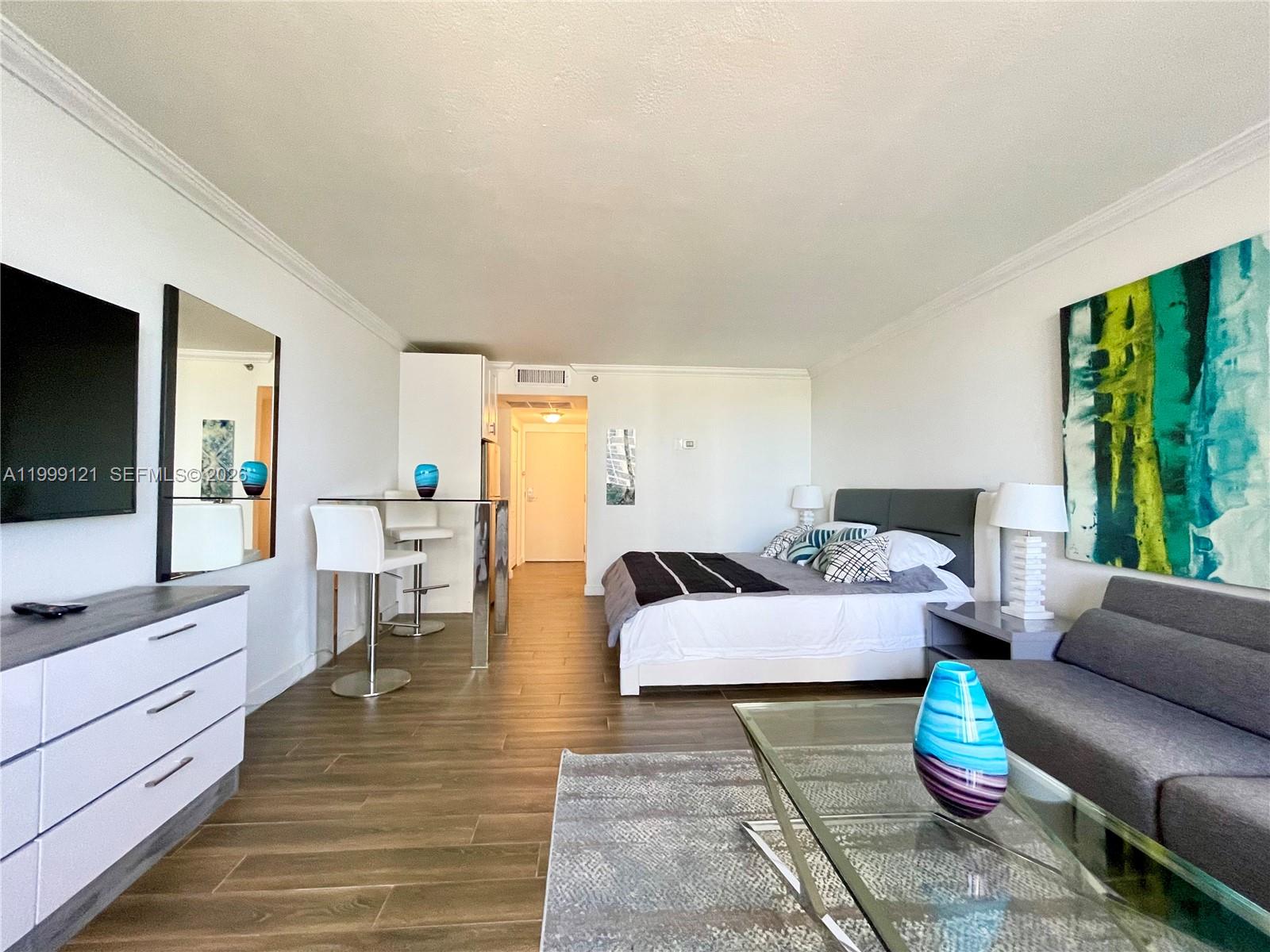 Photo of 19201 Collins Ave  #504, Sunny Isles Beach, Florida, 33160 - 