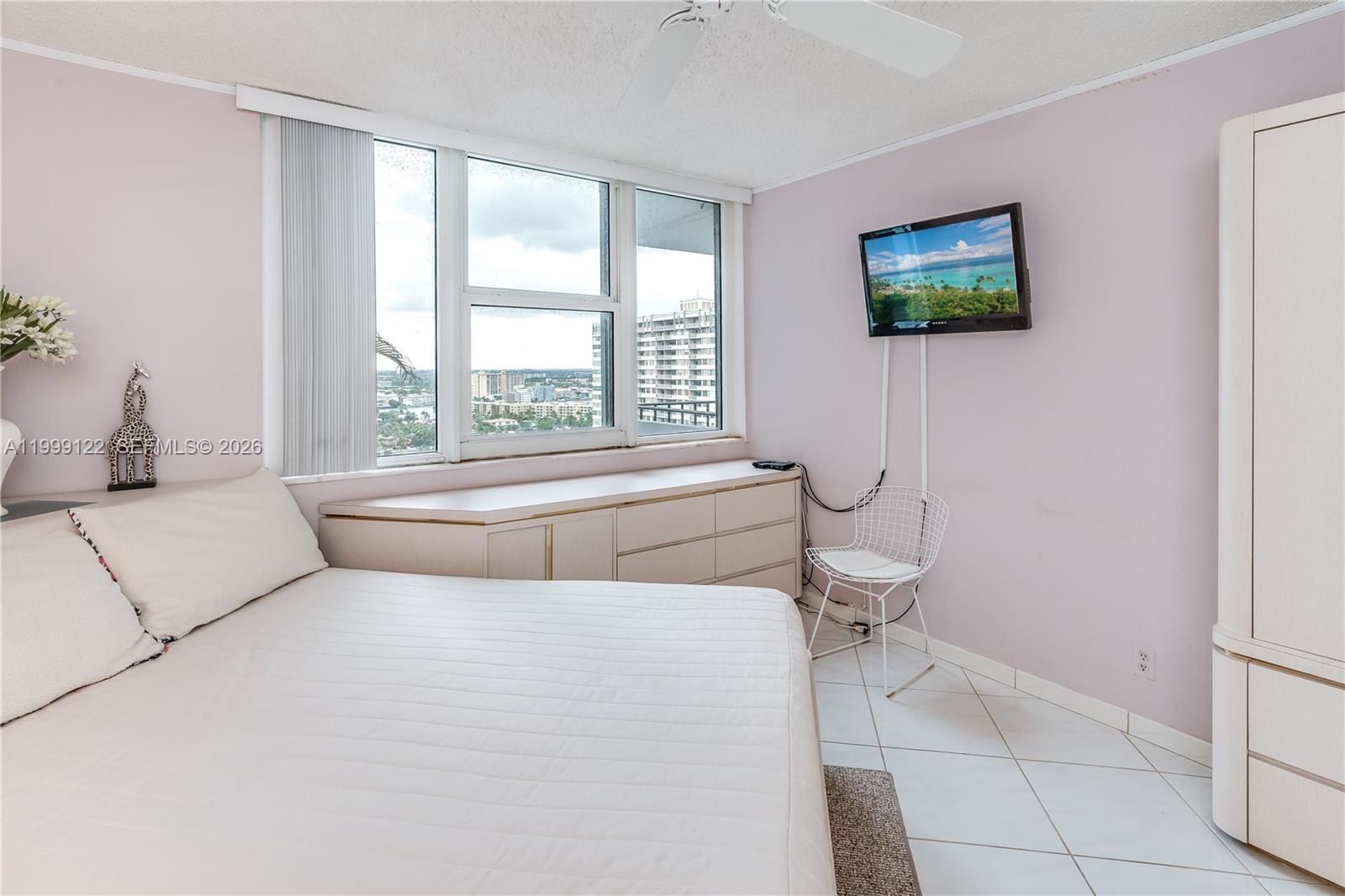 Photo of 2030 Ocean Dr  #1903, Hallandale Beach, Florida, 33009 - 