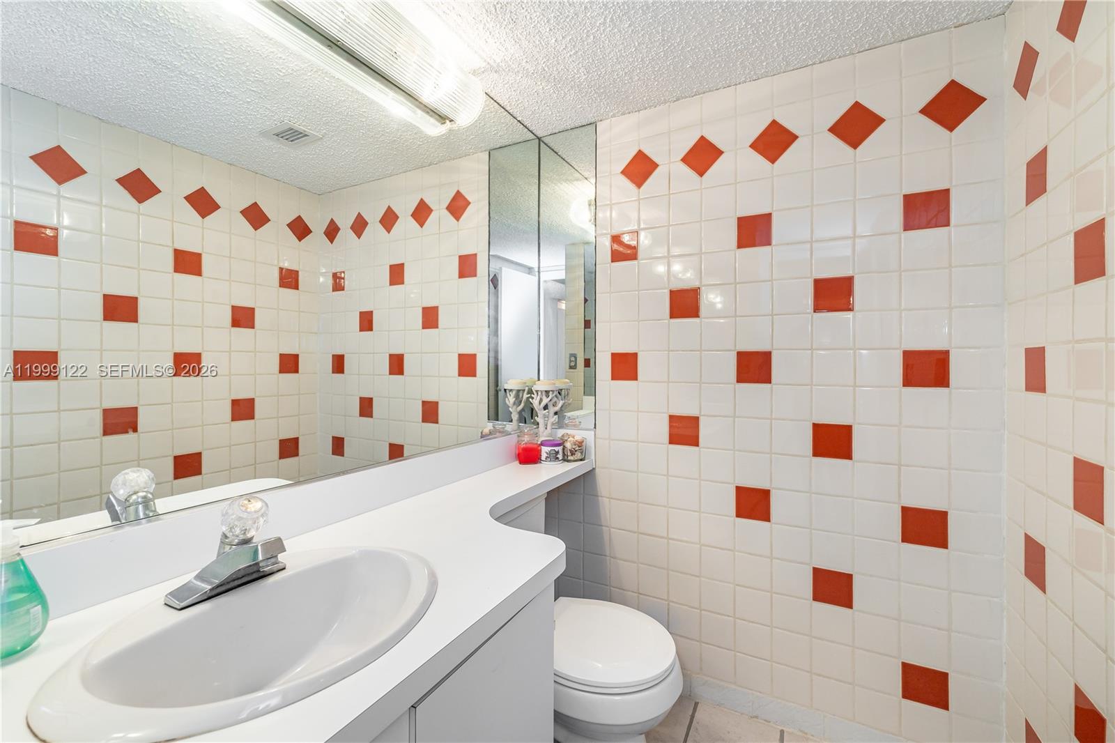 Photo of 2030 Ocean Dr  #1903, Hallandale Beach, Florida, 33009 - 
