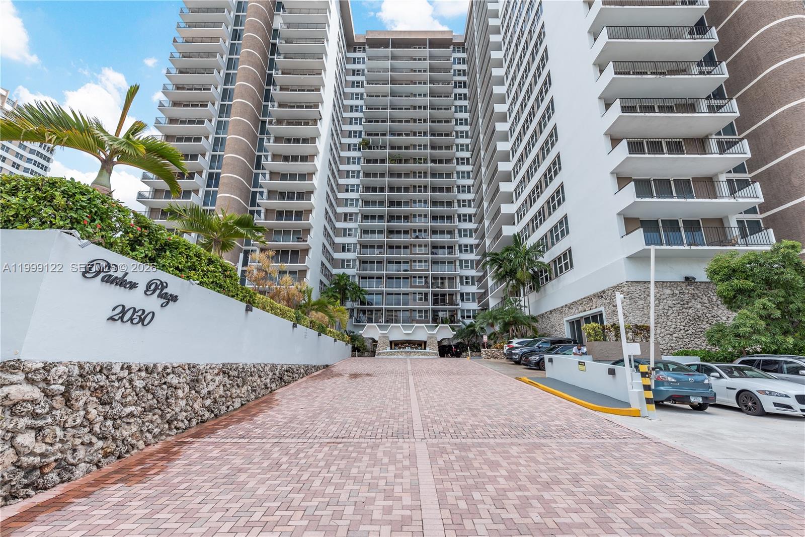 Photo of 2030 Ocean Dr  #1903, Hallandale Beach, Florida, 33009 - 