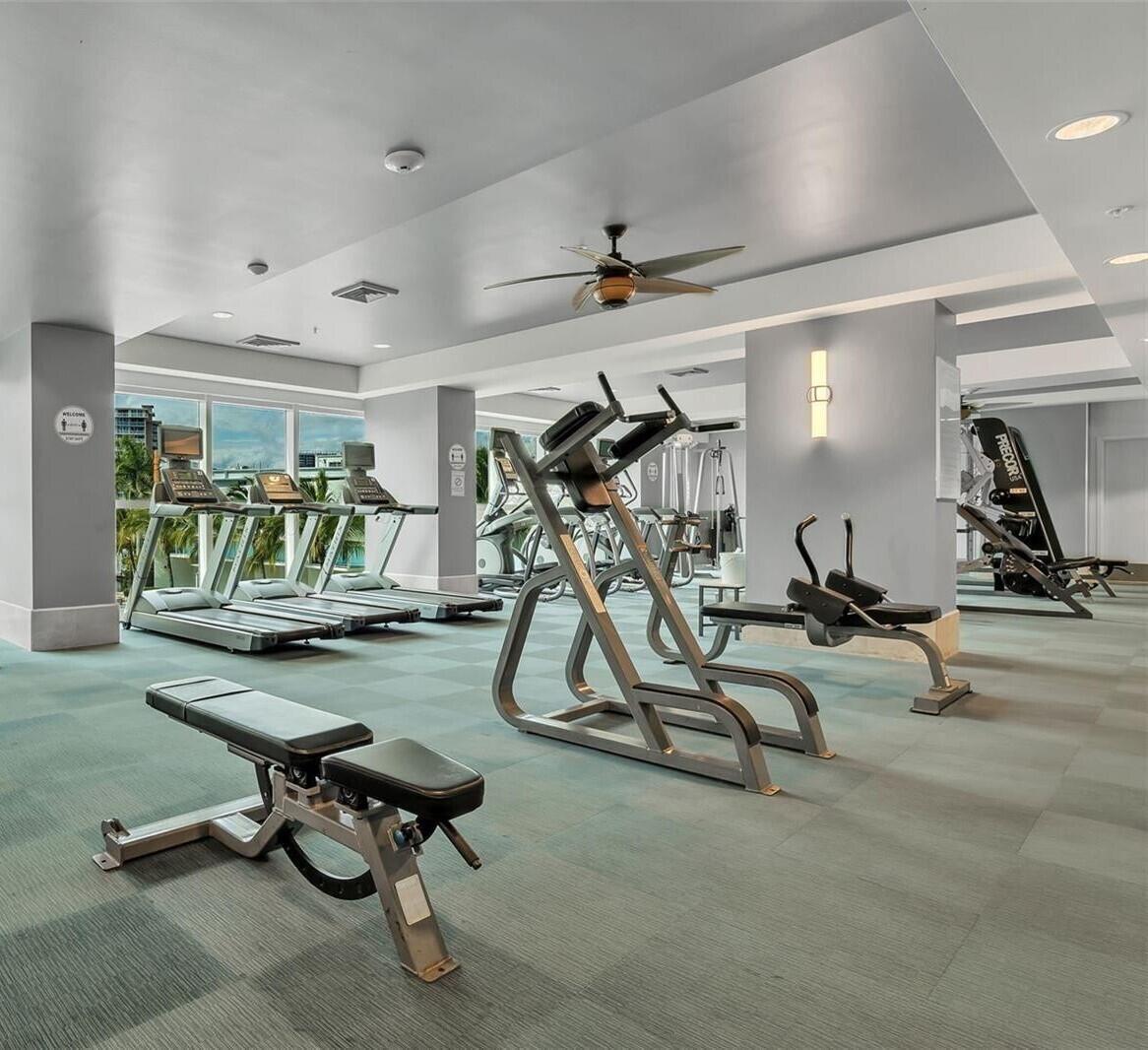 Photo of 1945 Ocean #609, Hallandale Beach, Florida, 33009 - J