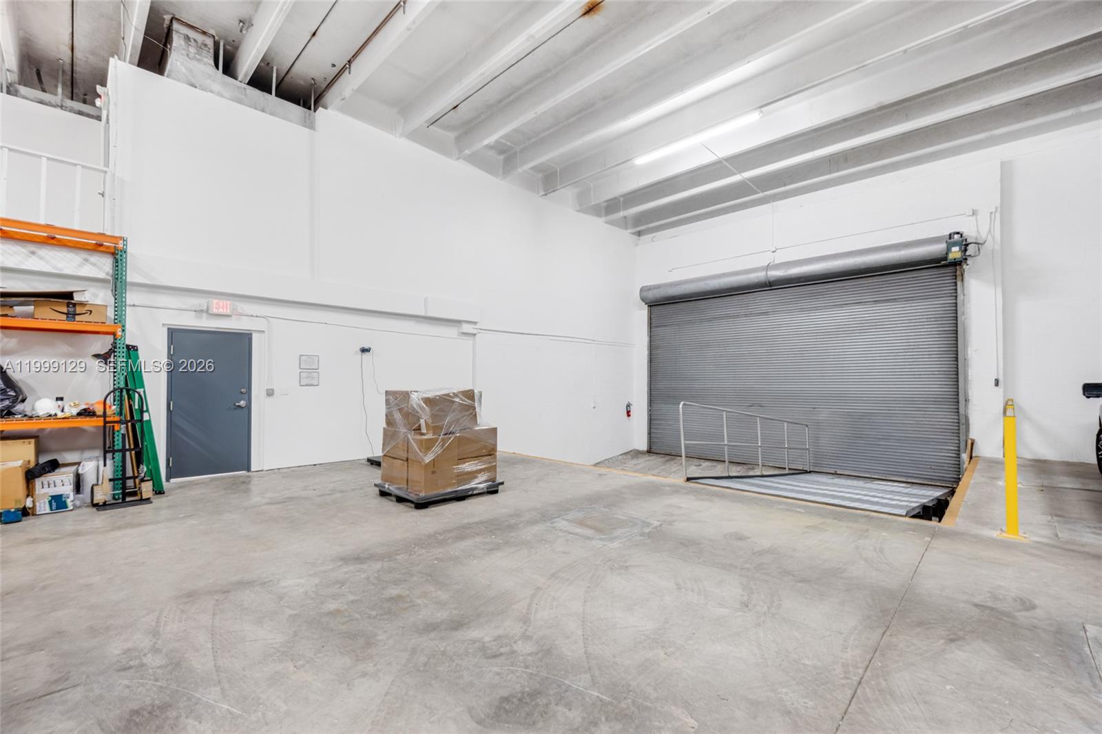 8009  /   sq. ft. $ 2026-04-11 0 Photo