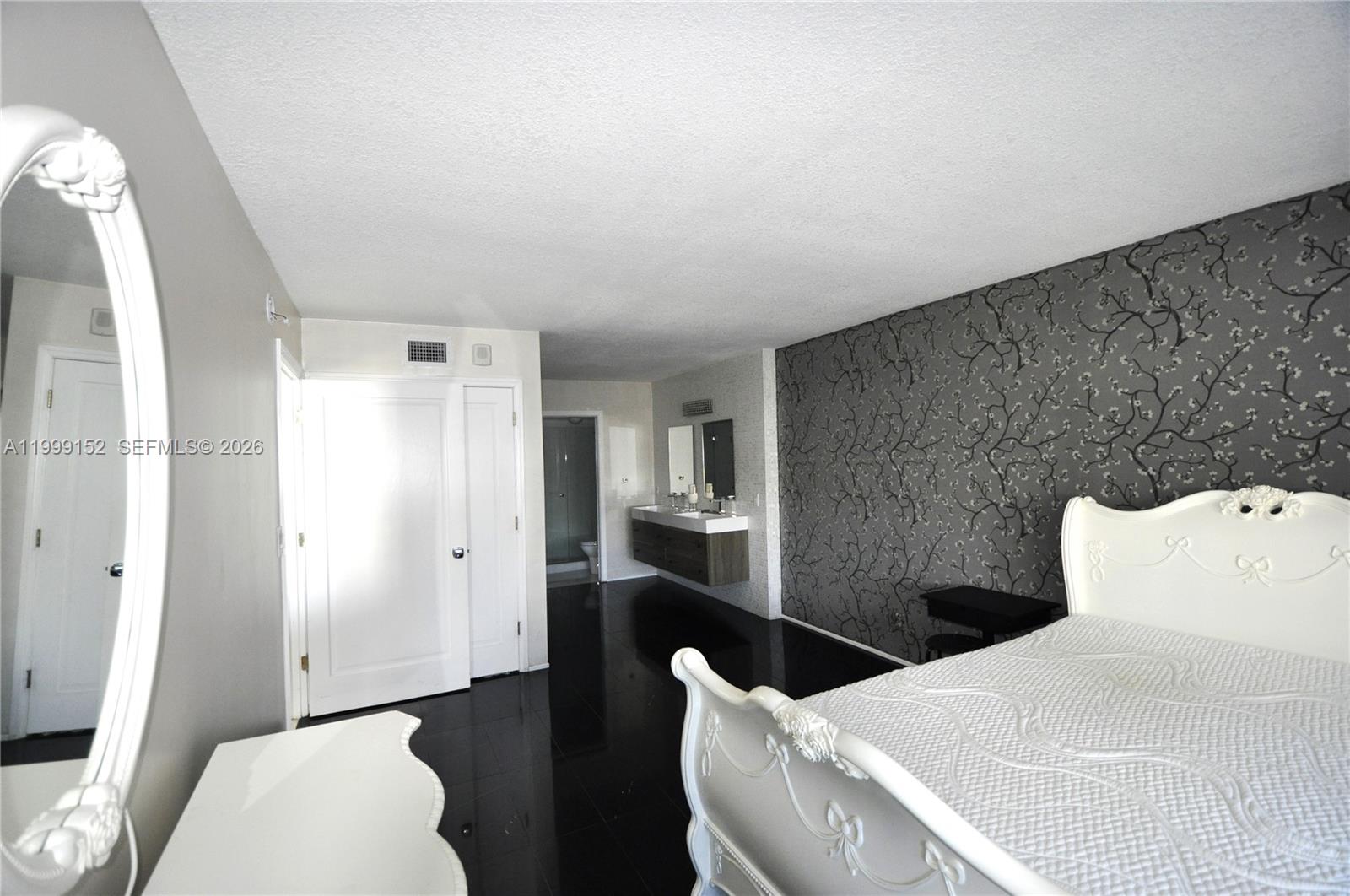 Photo of 2030 Ocean Dr  #803, Hallandale Beach, Florida, 33009 - 