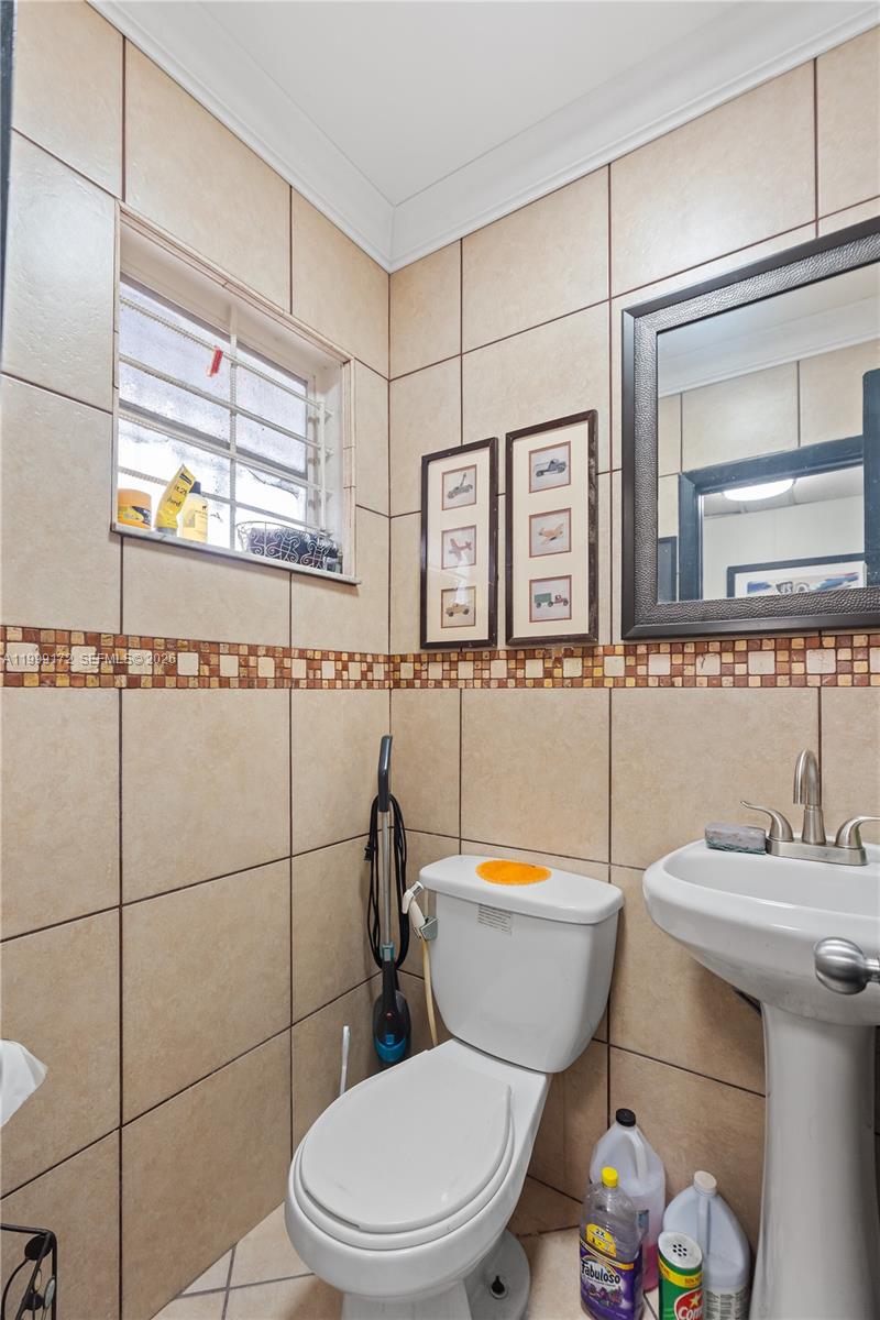   /   sq. ft. $ 2026-04-11 0 Photo