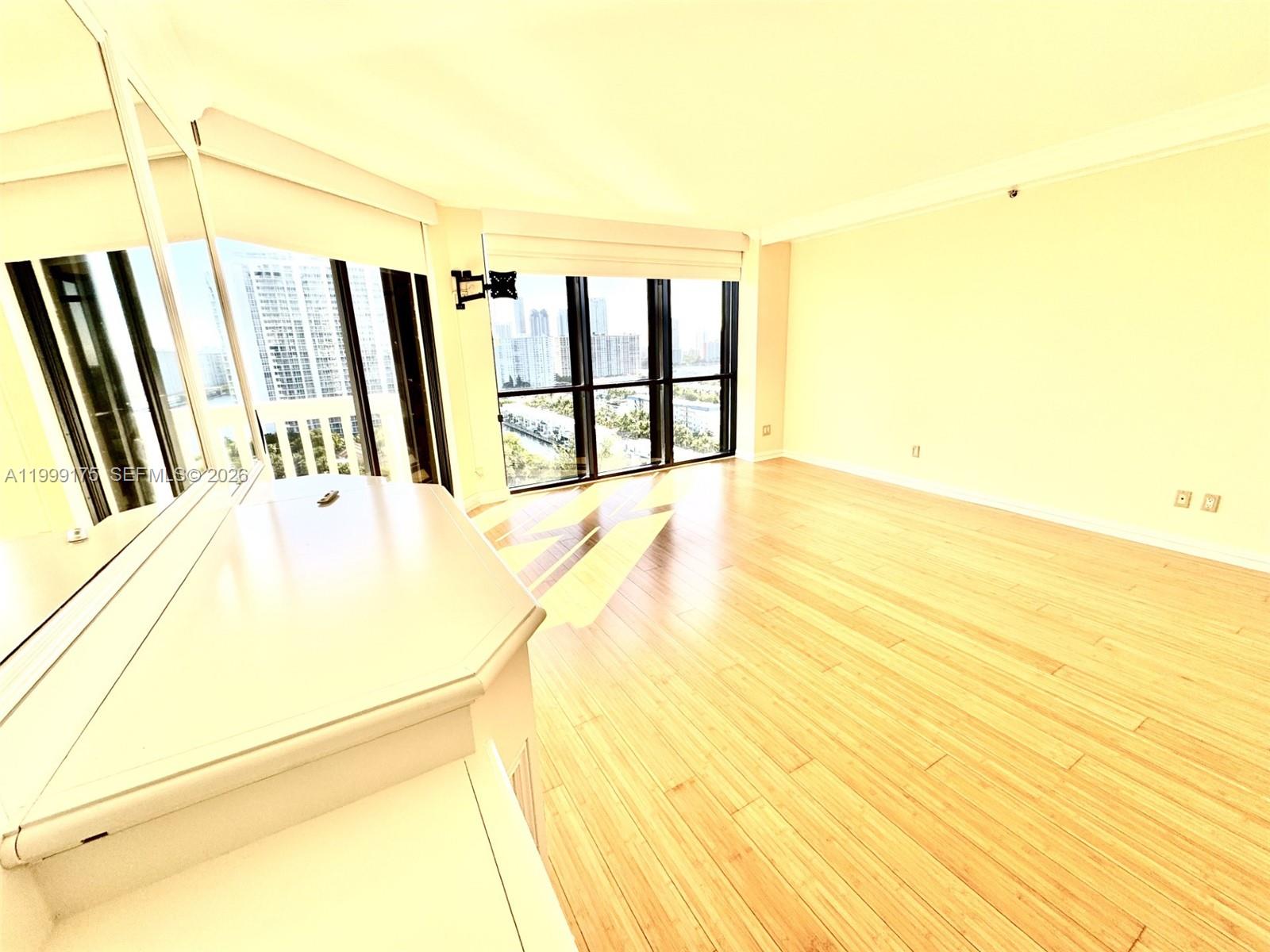 1801 3 / 3 2040 sq. ft. $ 2026-04-23 0 Photo