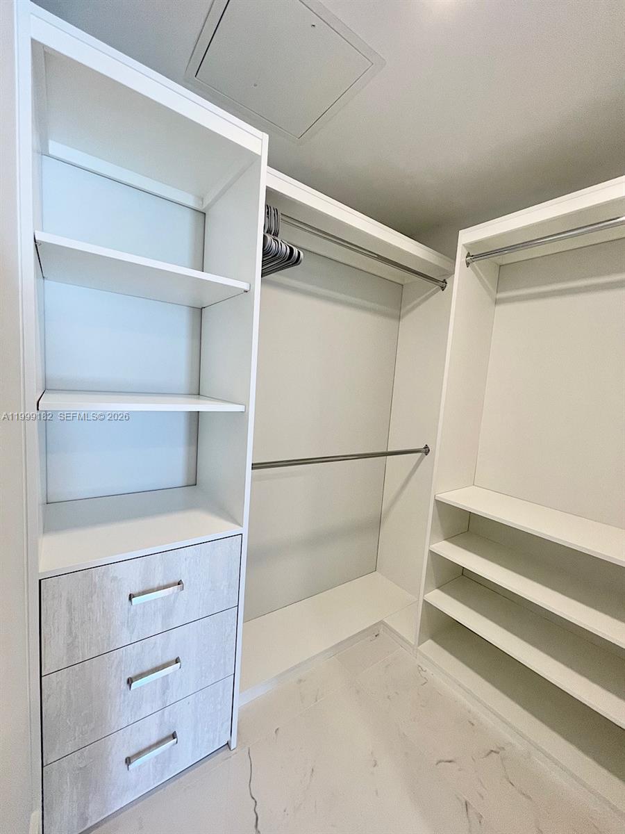 5-905 3 / 3 1541 sq. ft. $ 2026-04-11 0 Photo