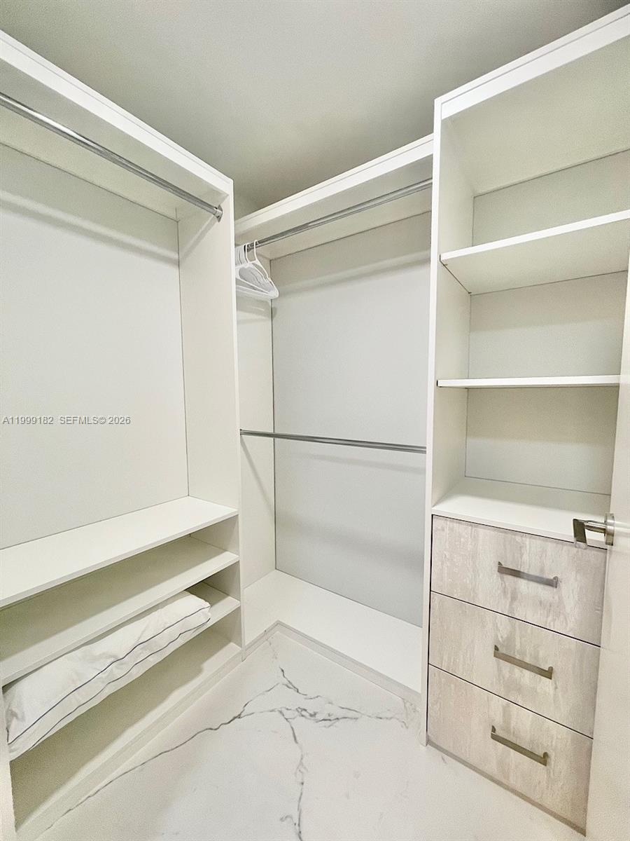 5-905 3 / 3 1541 sq. ft. $ 2026-04-11 0 Photo