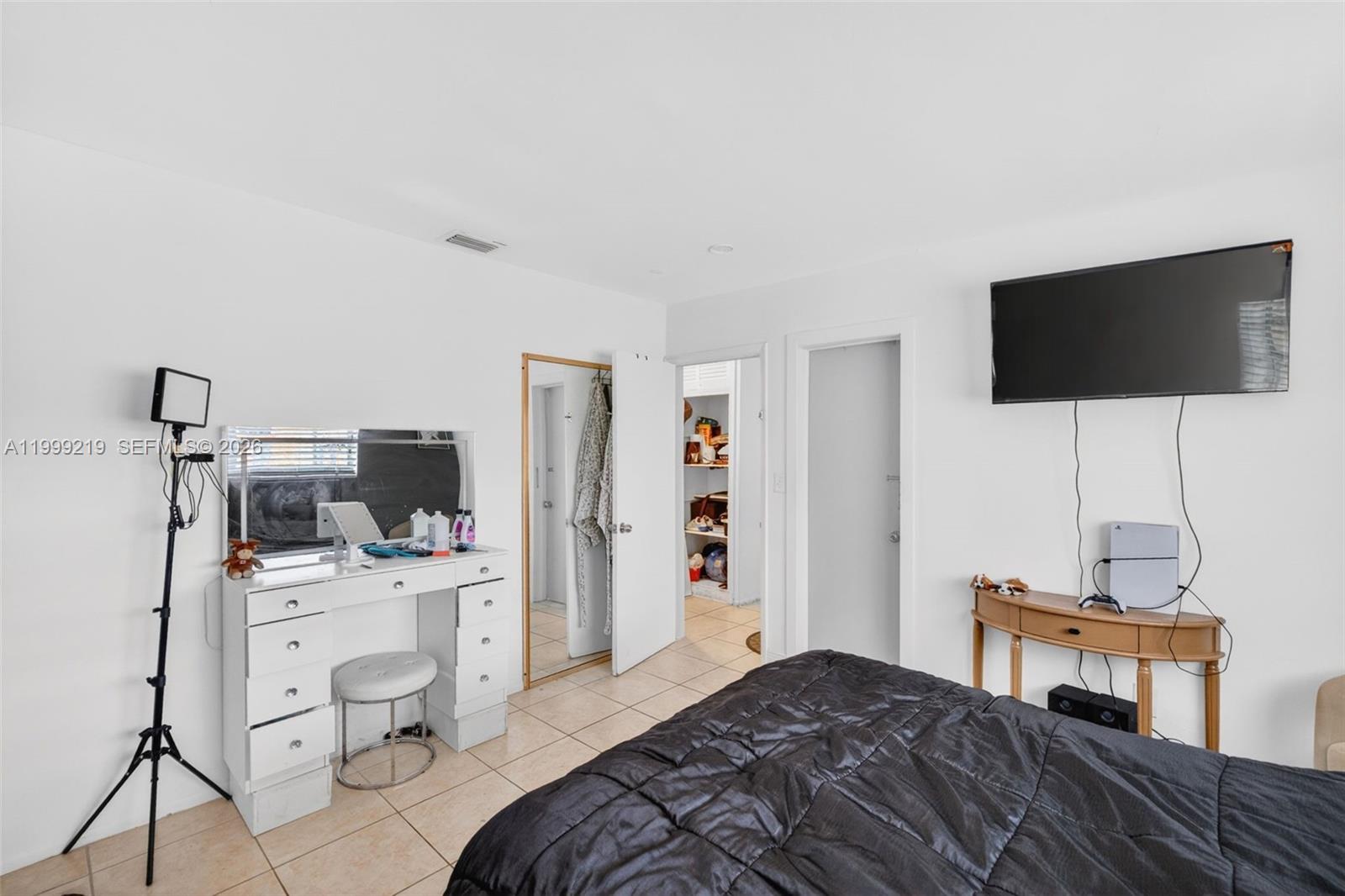   /  2504 sq. ft. $ 2026-04-11 0 Photo