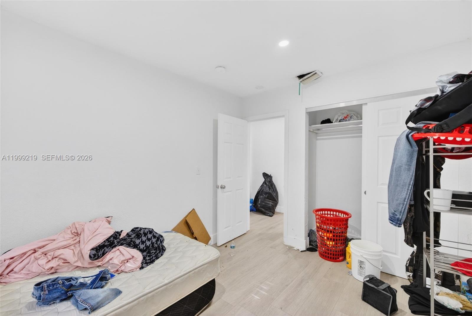   /  2504 sq. ft. $ 2026-04-11 0 Photo