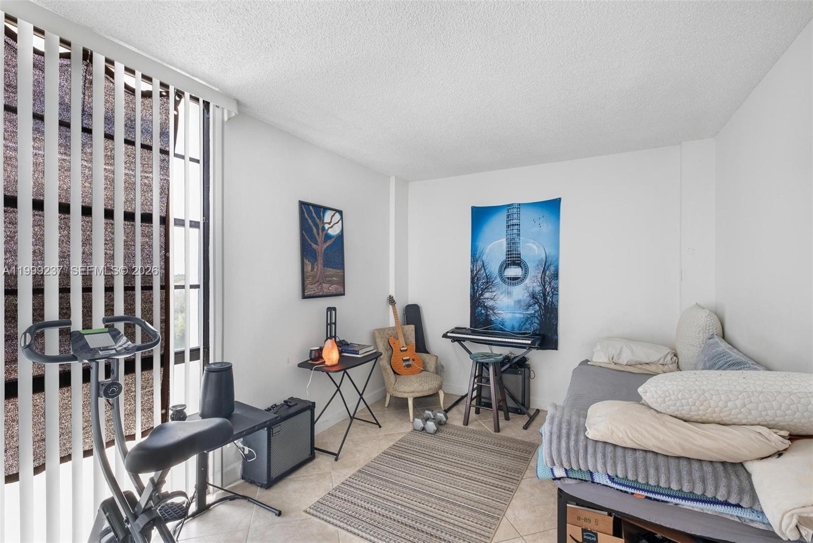 Photo of 3475 Country Club Dr  #619, Aventura, Florida, 33180 - 