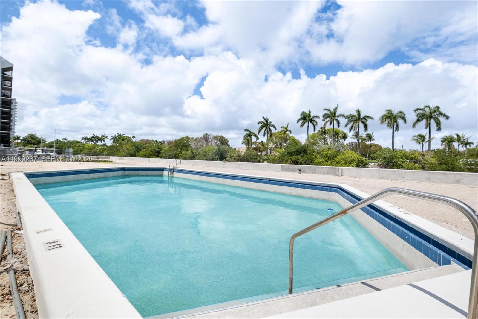 Photo of 3475 Country Club Dr  #619, Aventura, Florida, 33180 - 