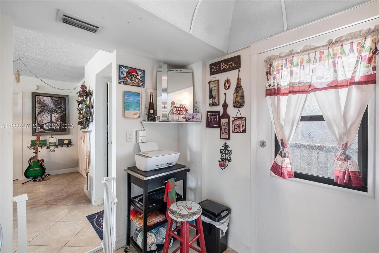 Photo of 3475 Country Club Dr  #619, Aventura, Florida, 33180 - 