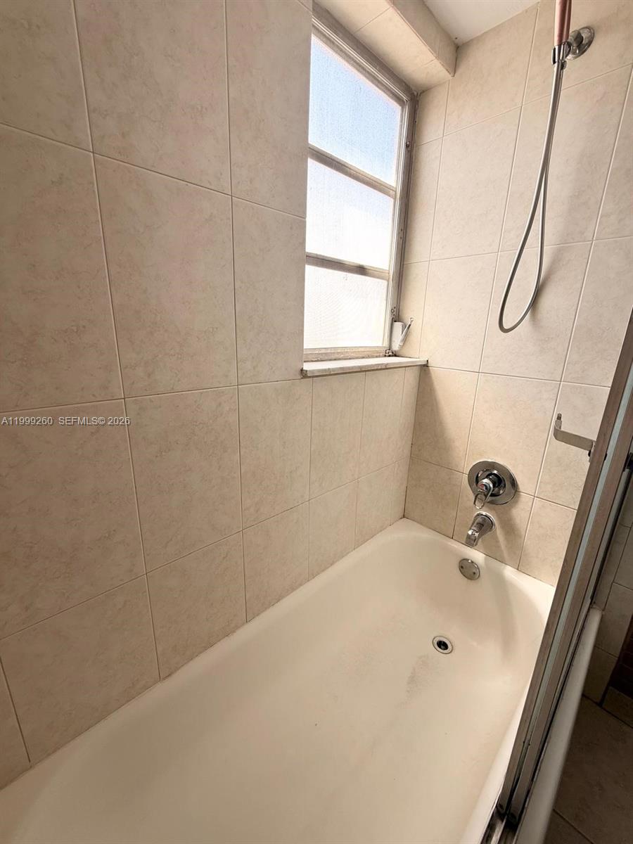 Photo of #401, Hallandale Beach, Florida, 33009 -