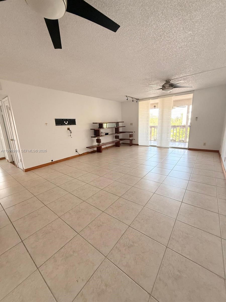 Photo of #401, Hallandale Beach, Florida, 33009 -