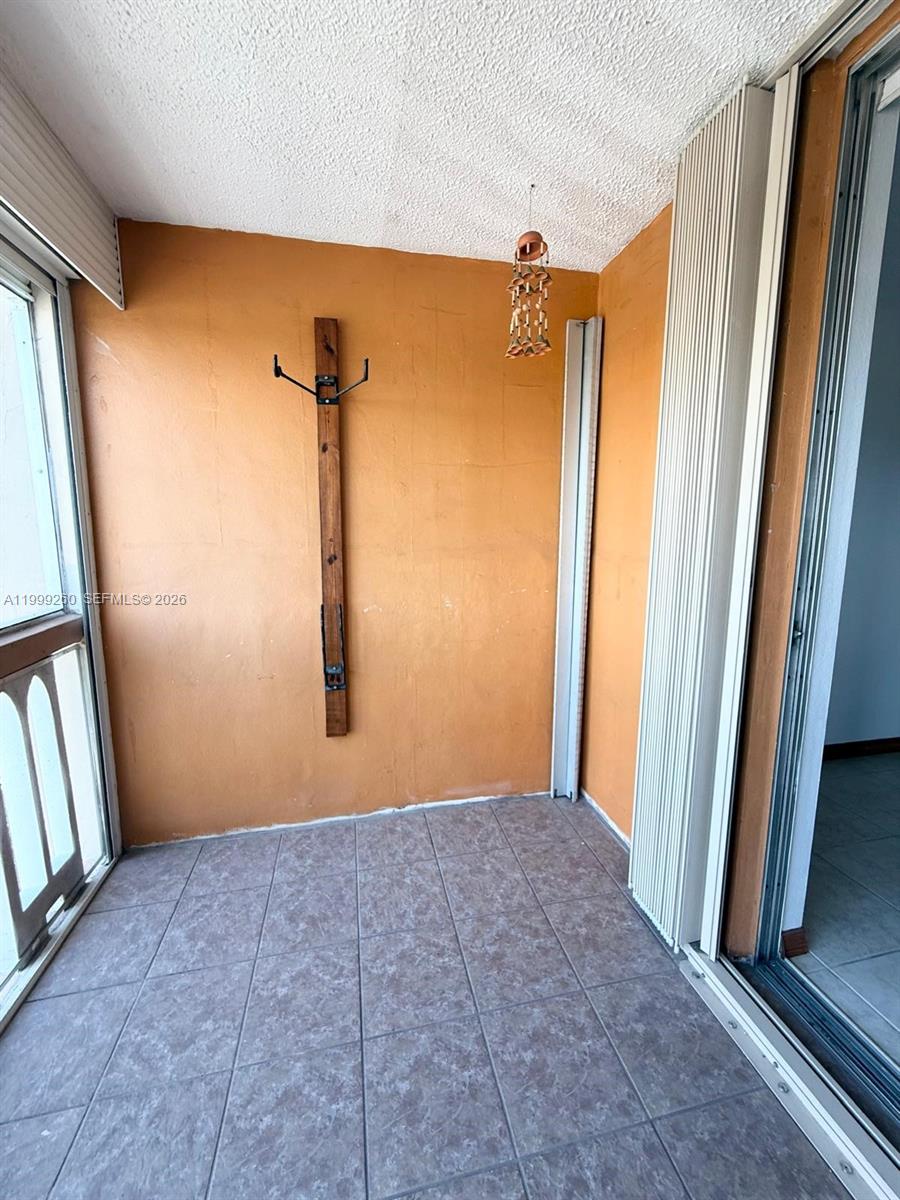 Photo of #401, Hallandale Beach, Florida, 33009 -