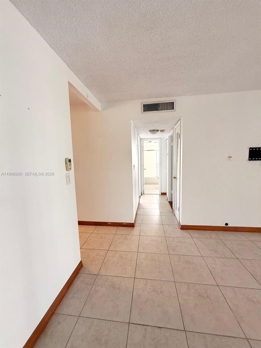 Photo of #401, Hallandale Beach, Florida, 33009 -