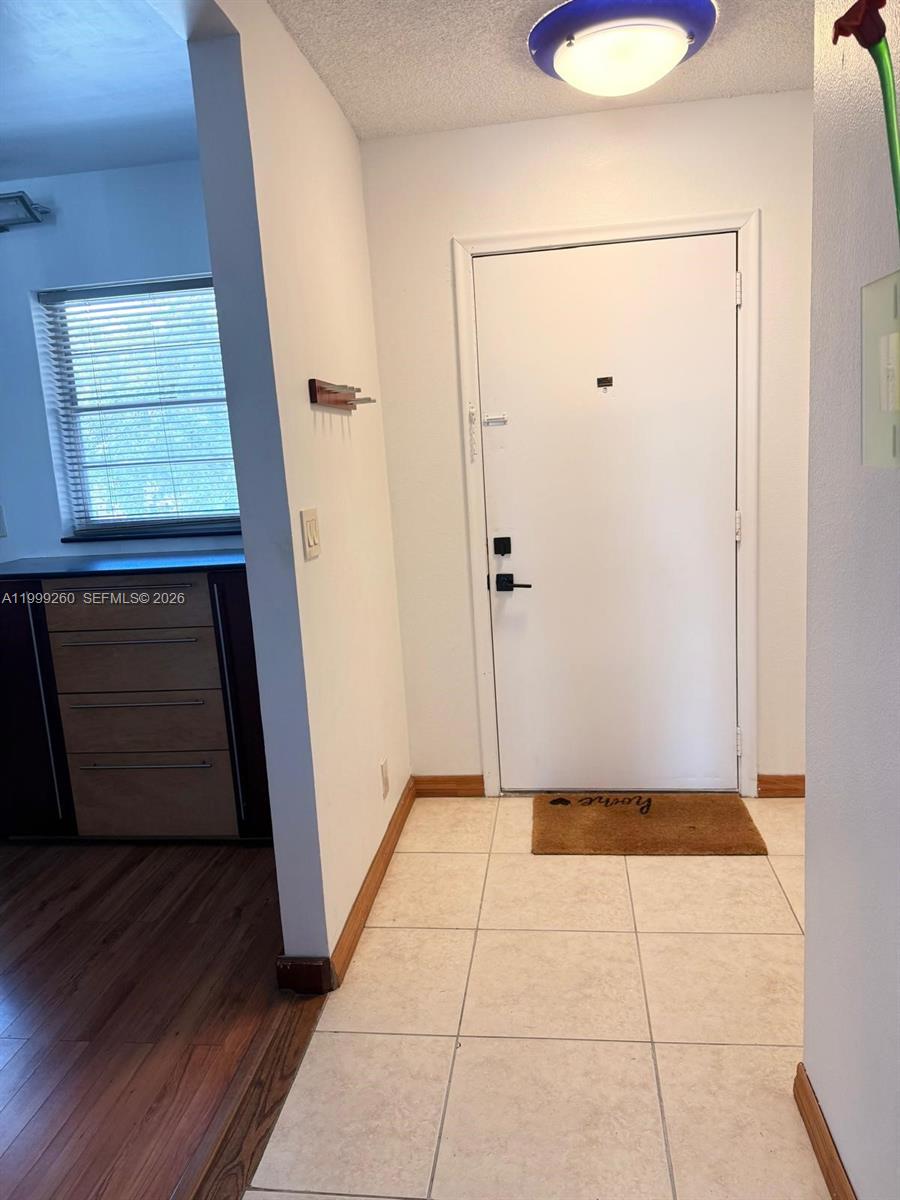 Photo of #401, Hallandale Beach, Florida, 33009 -