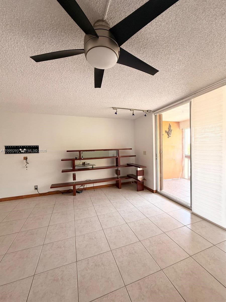 Photo of #401, Hallandale Beach, Florida, 33009 -