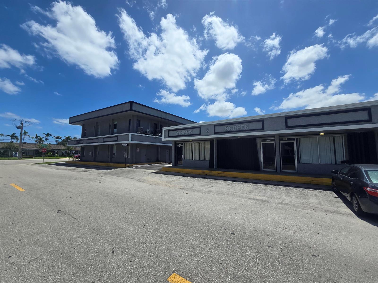 Ver detalles 10-2 / 0 sq. ft. $ 2026-06-03 0 foto
