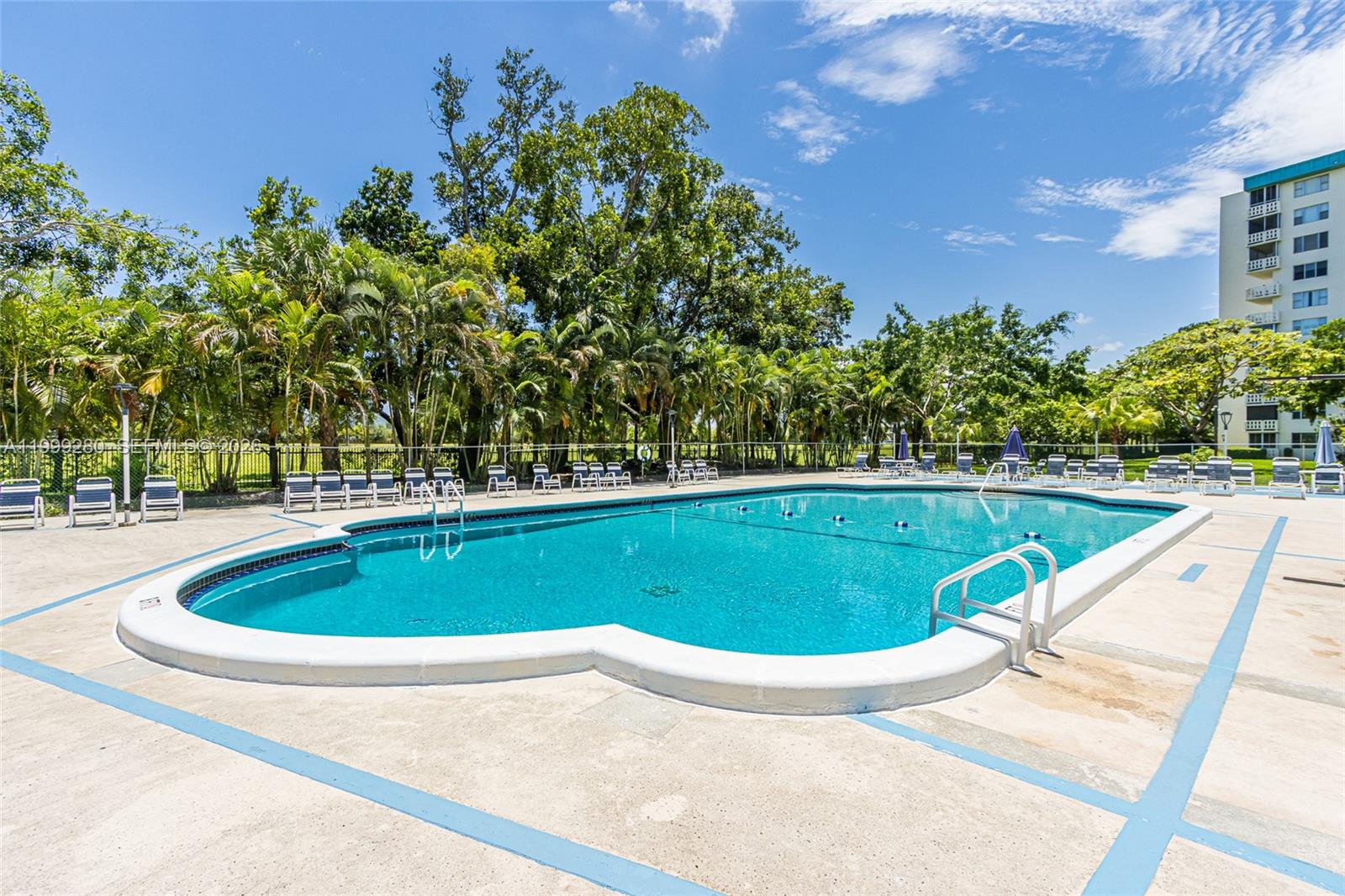 See details 405 1 / 2 844 sq. ft. $ 2026-04-11 0 Photo