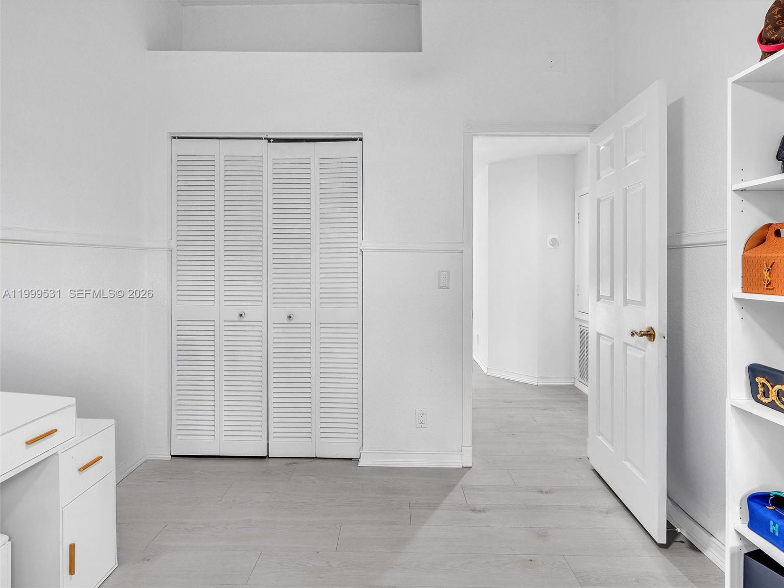Ver detalles 3804 3 / 3 1444 sq. ft. $ 2026-06-17 0 foto