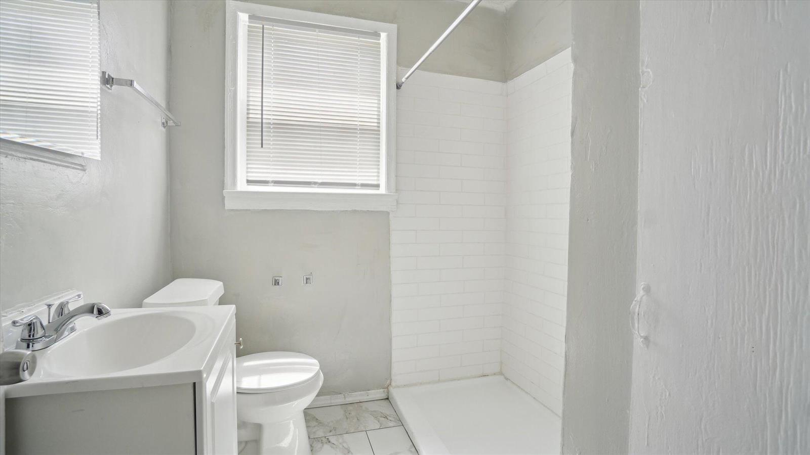   / 0 1664 sq. ft. $ 2026-06-21 0 foto