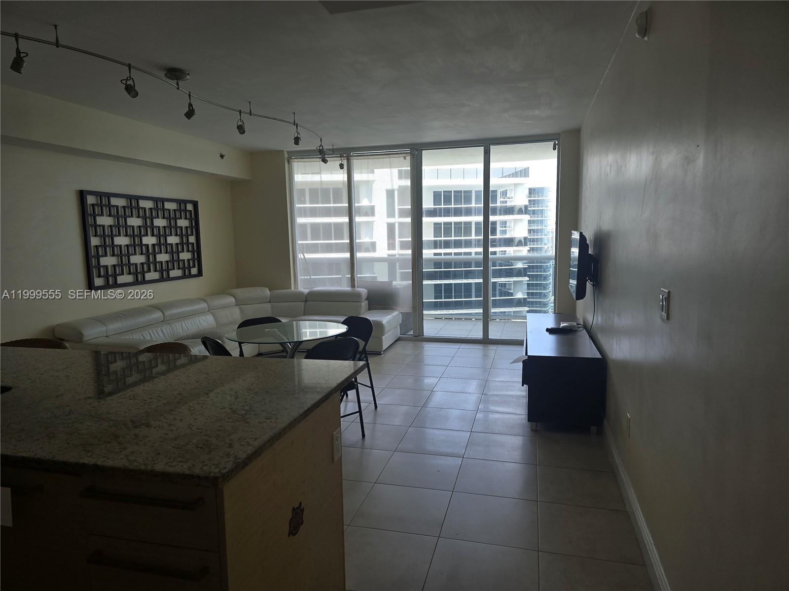 See details 4309 1 / 1 844 sq. ft. $ 2026-04-13 0 Photo