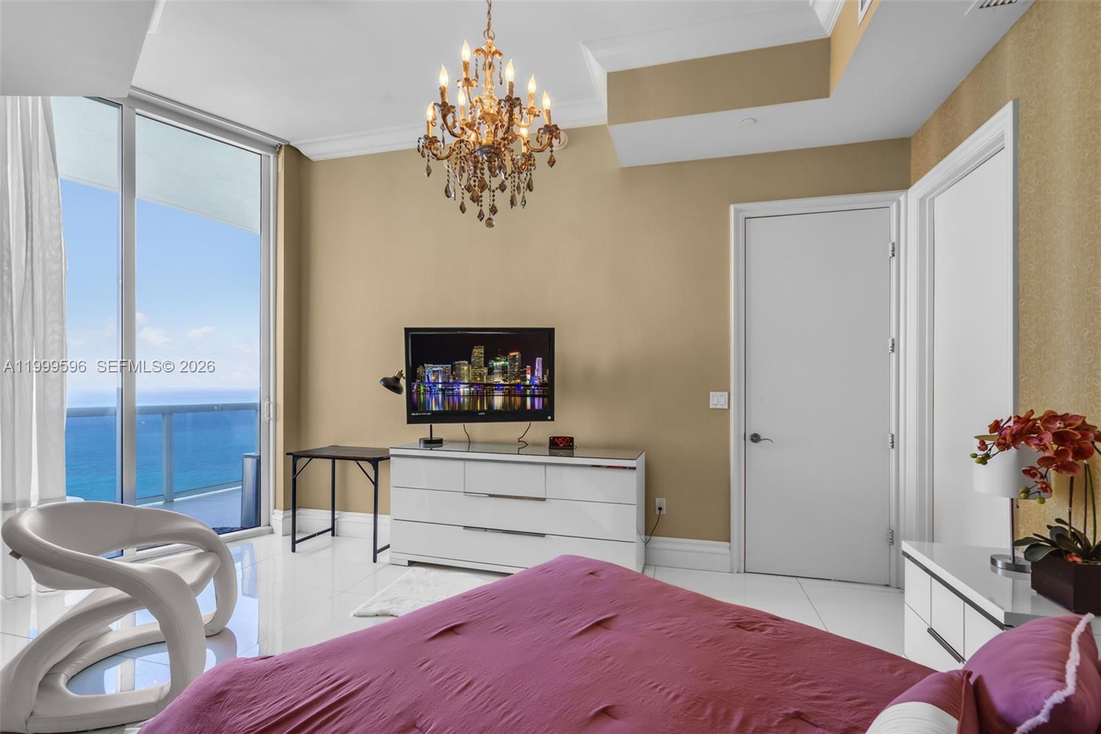 3203 3 / 3 1962 sq. ft. $ 2026-04-13 0 Photo