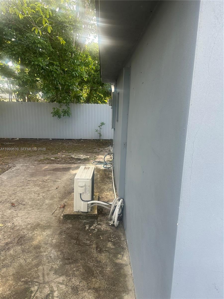 1790 3 / 2 1228 sq. ft. $ 2026-04-13 0 Photo