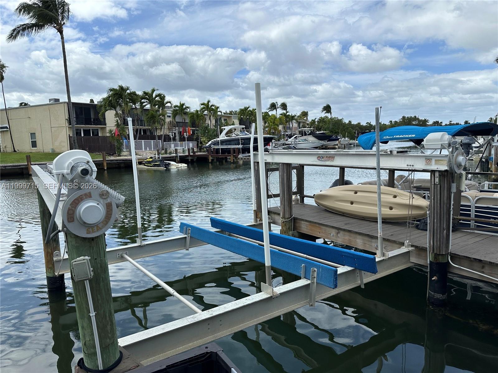 Photo of 925 26th Ave  (925), Hallandale Beach, Florida, 33009 - 