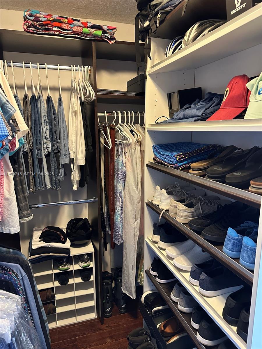 Photo of 925 26th Ave  (925), Hallandale Beach, Florida, 33009 - 