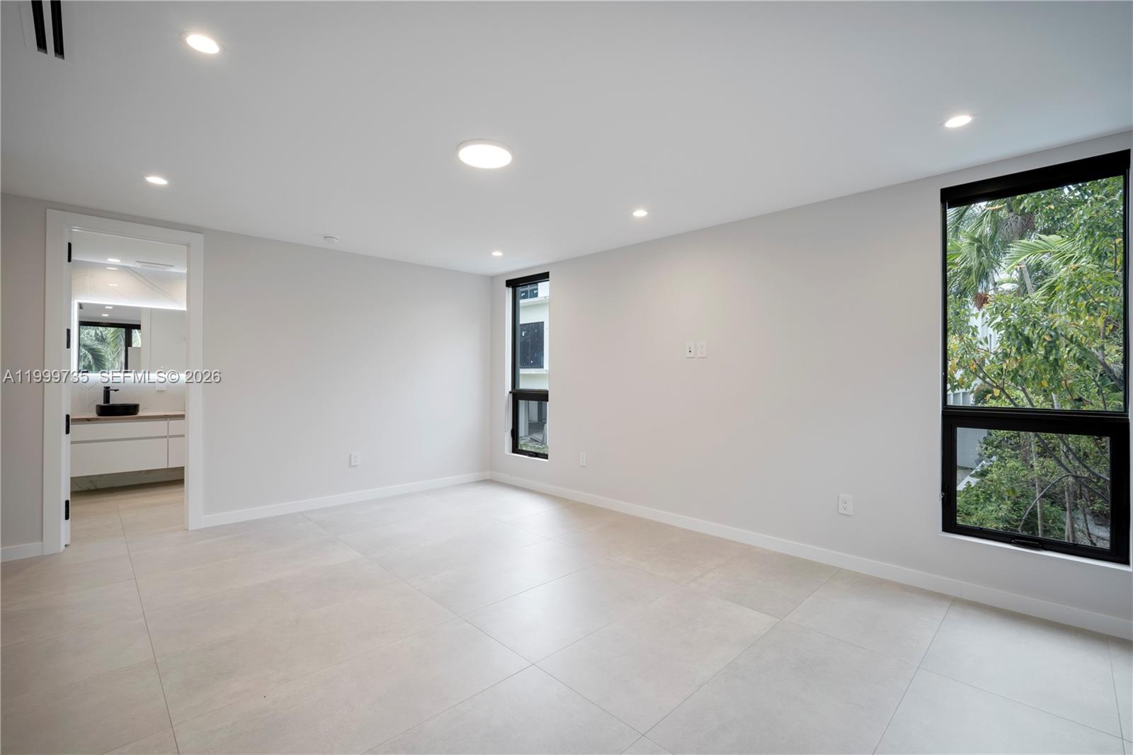   /  6002 sq. ft. $ 2026-04-13 0 Photo