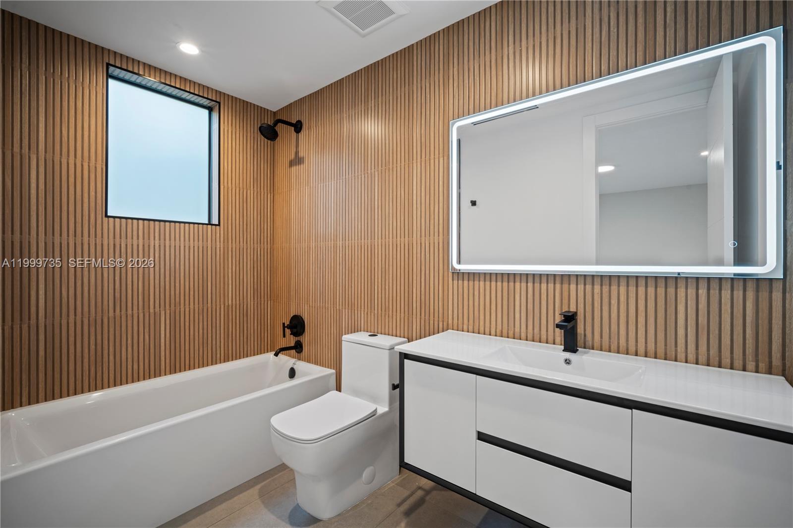   /  6002 sq. ft. $ 2026-04-13 0 Photo
