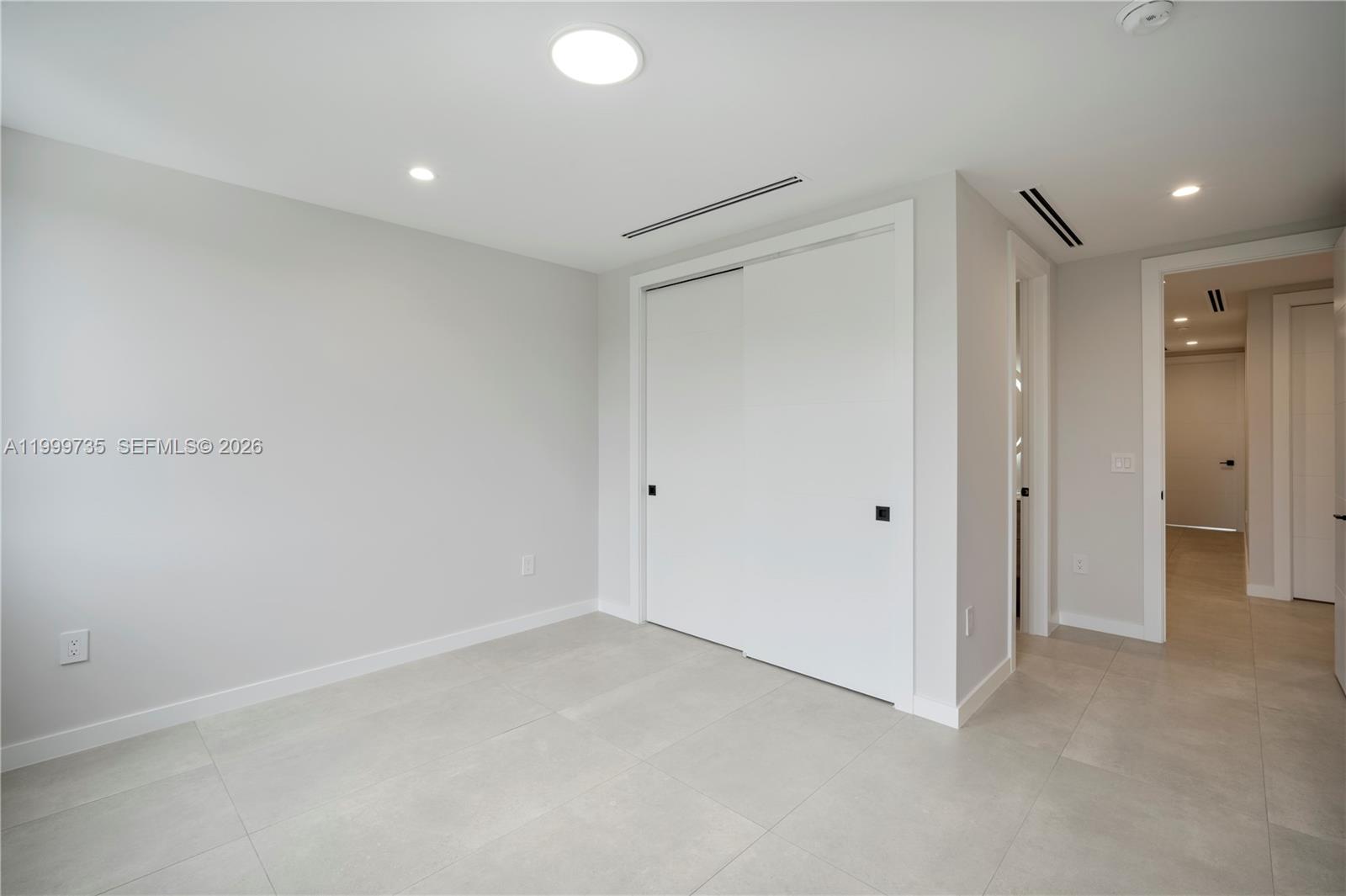   /  6002 sq. ft. $ 2026-04-13 0 Photo