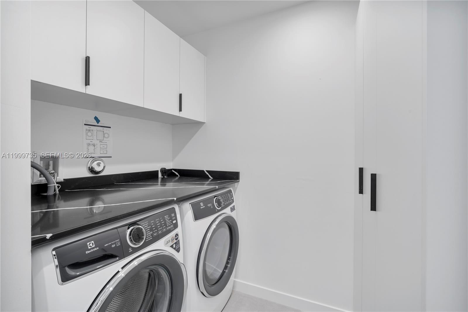   /  6002 sq. ft. $ 2026-04-13 0 Photo