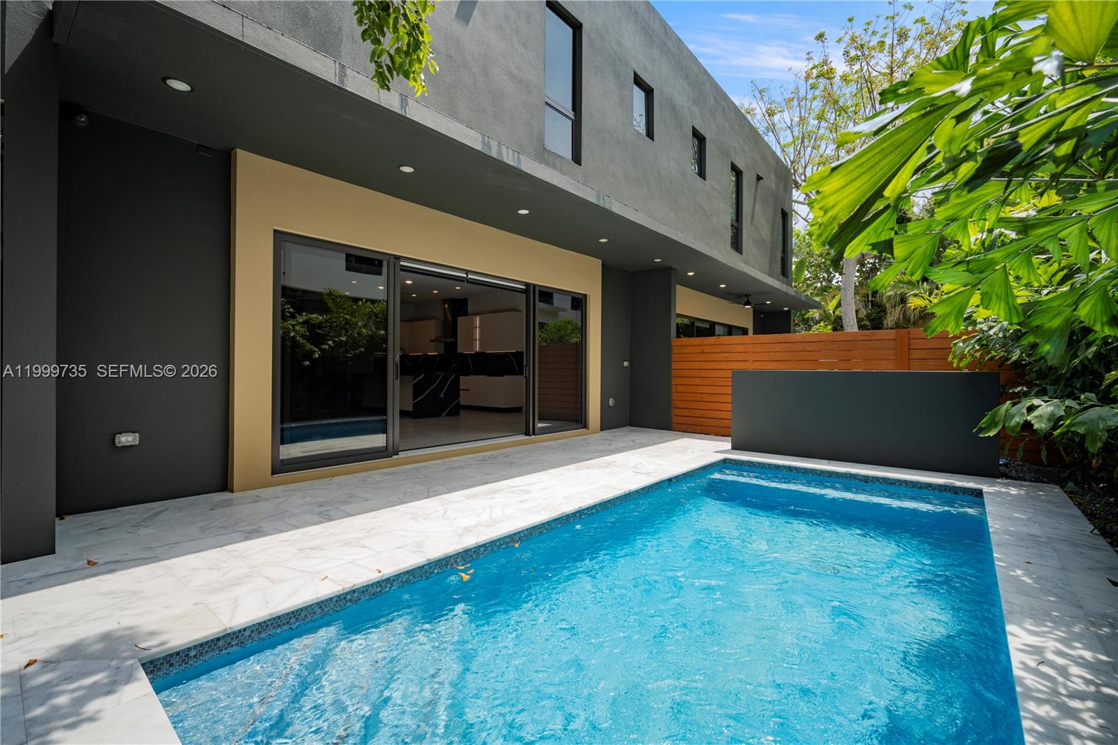   /  6002 sq. ft. $ 2026-04-13 0 Photo