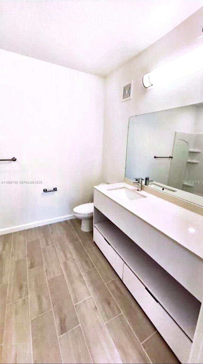 Ver detalles 205 2 / 2 sq. ft. $ 2026-04-13 0 foto