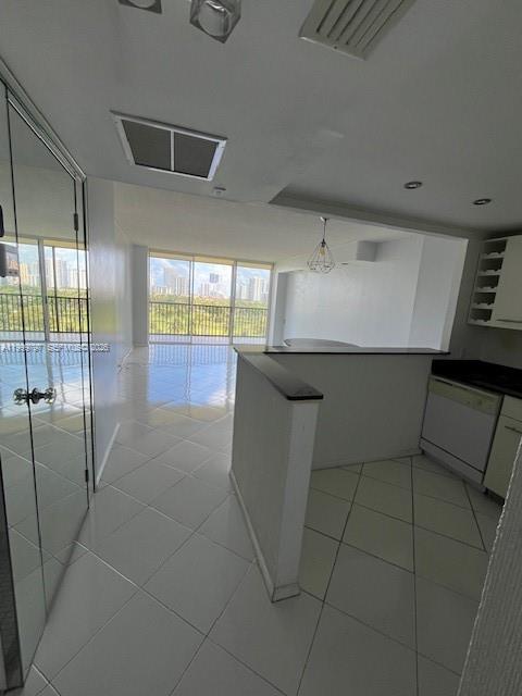 Photo of 20335 Country Club Dr #1005, Aventura, Florida, 33180 -