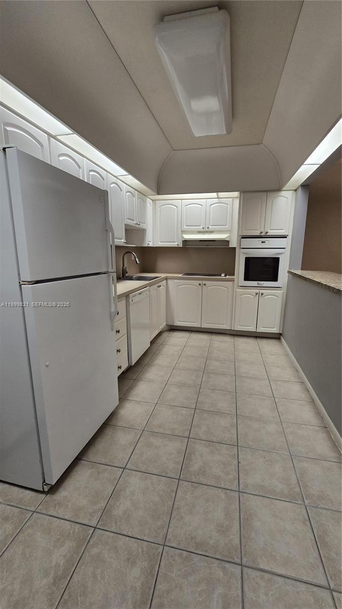 Photo of 19370 COLLINS AVE #224, Sunny Isles Beach, Florida, 33160 -