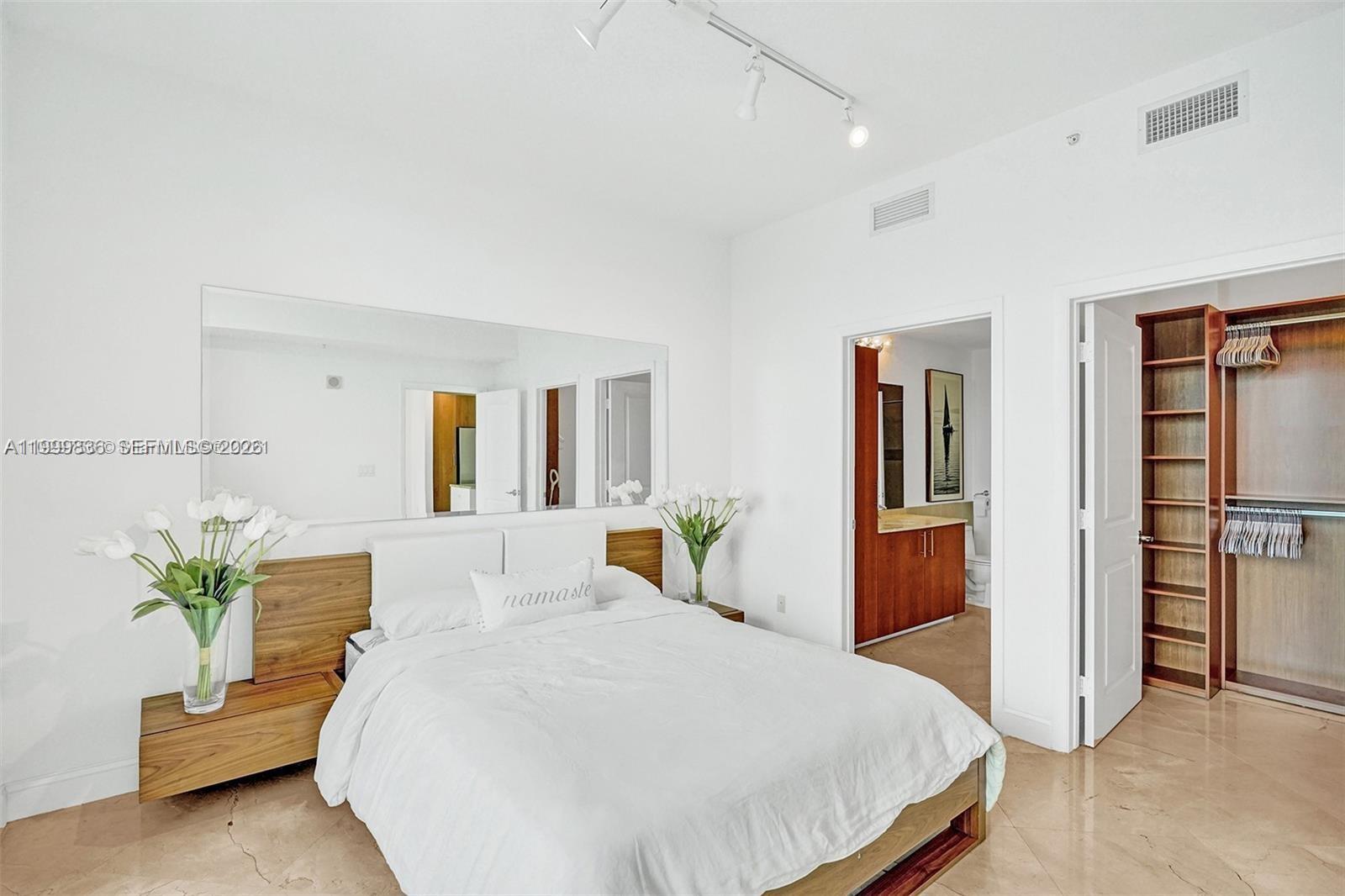 Photo of 1945 Ocean Dr  #407, Hallandale Beach, Florida, 33009 - 