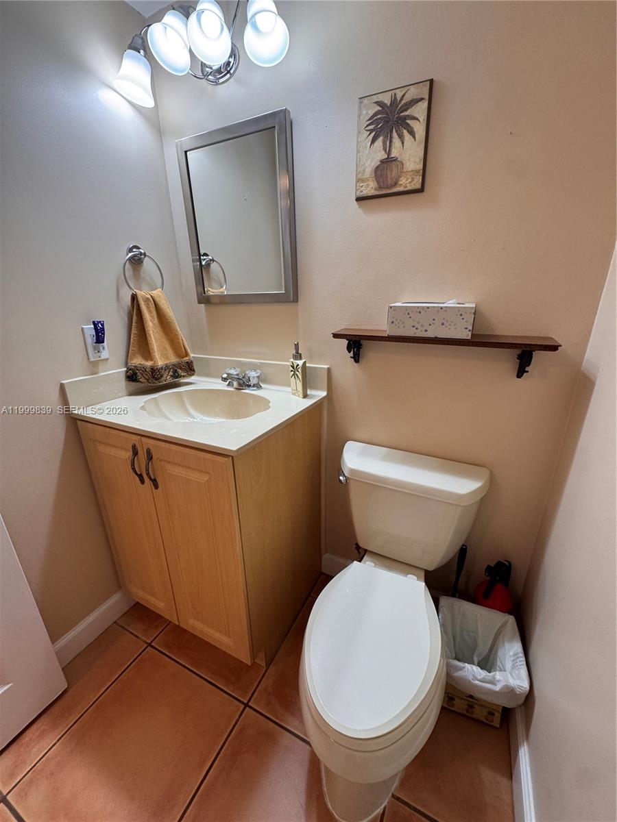 Photo of 3725 Ocean Dr  #421, Hollywood, Florida, 33019 - 